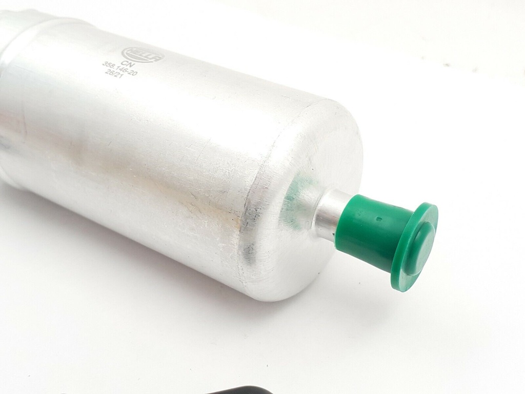XJ6 XJ12 XJS EXTERNAL INJECTION FUEL PUMP (EYELET) | Simply